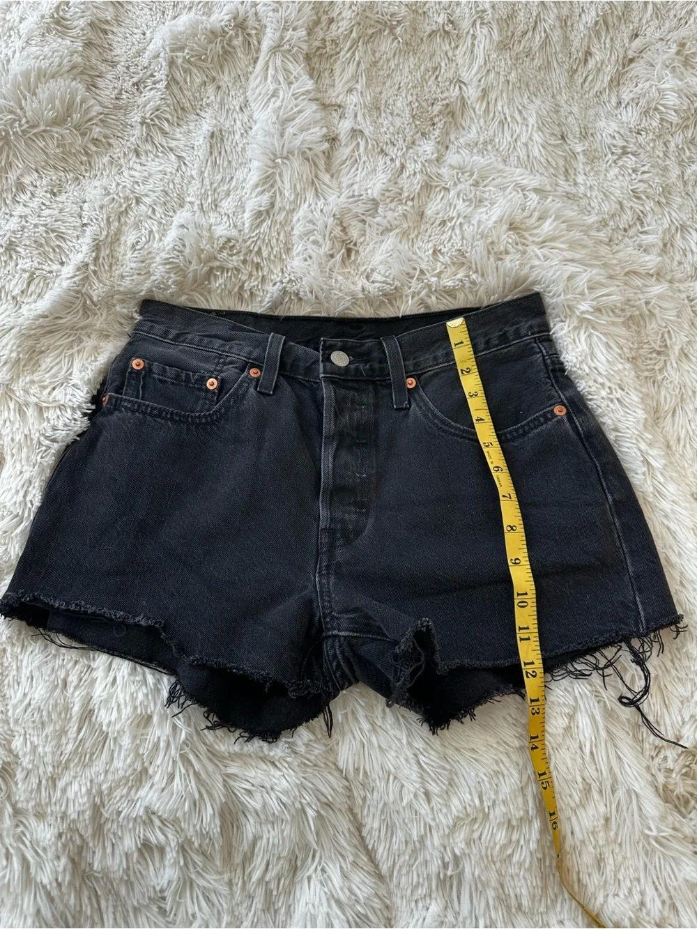 Levi’s 501 Original Black Cutoff Denim Shorts W27 High Rise Raw Hem